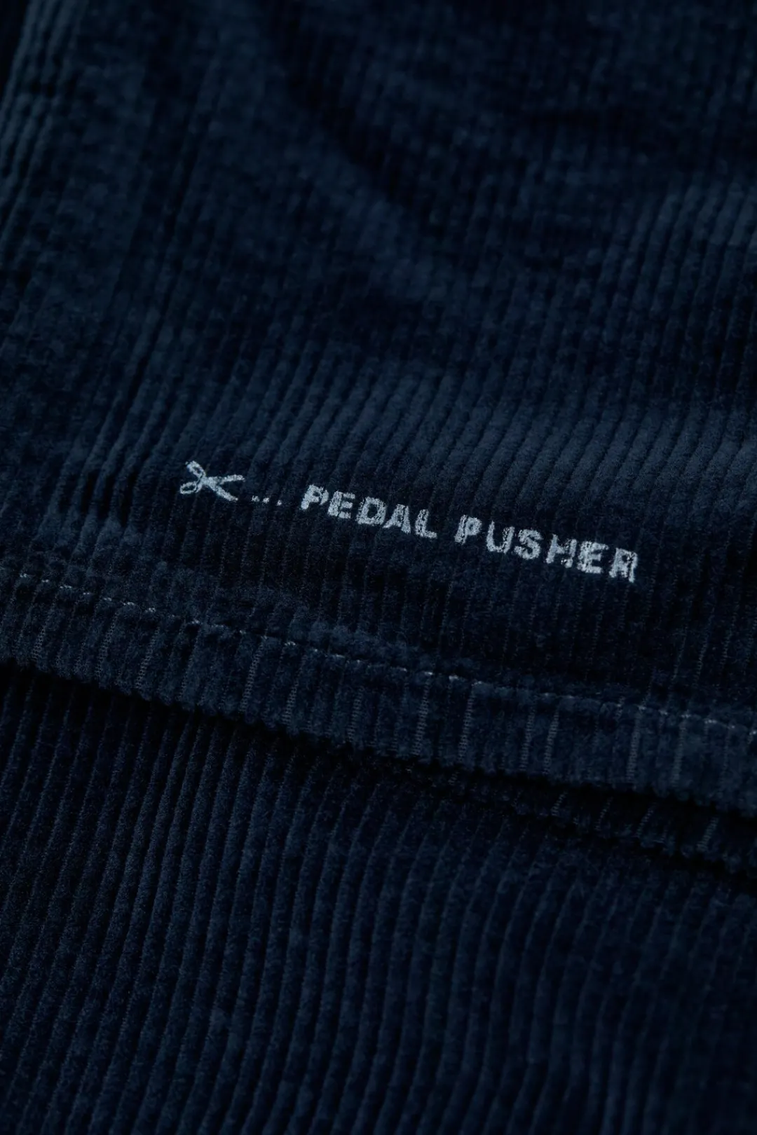 Closed Relaxed Pants - Style Name Pedal Pusher Dark night New