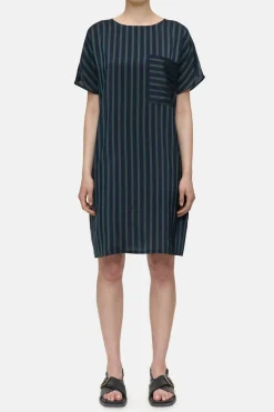 Closed Short-sleeved dress Space blue Sale