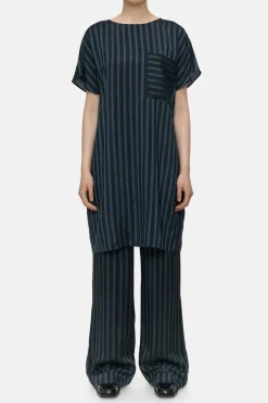 Closed Short-sleeved dress Space blue Sale