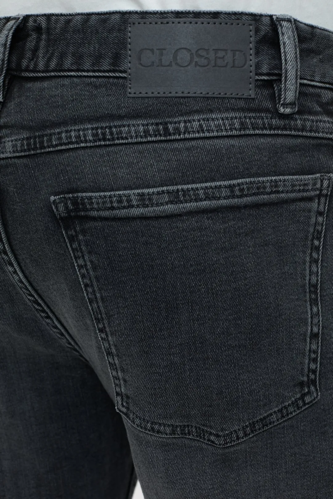 Closed Slim Jeans - Style Name Unity Slim Dark grey