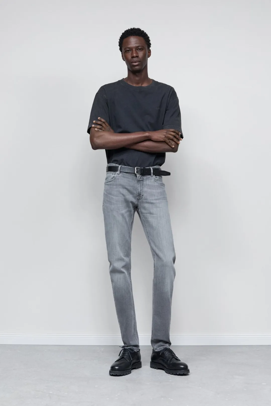 Closed Slim Jeans - Style Name Unity Slim Mid grey Hot
