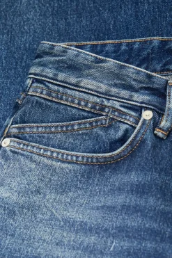 Closed Slim Jeans - Style Name Unity Slim Mid blue Sale