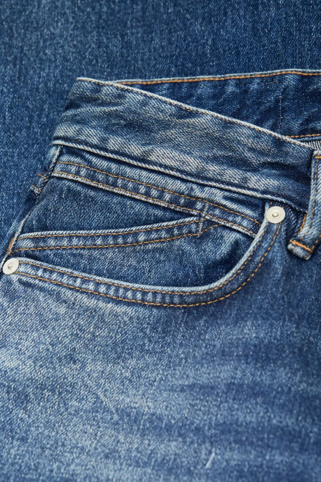 Closed Slim Jeans - Style Name Unity Slim Mid blue Sale