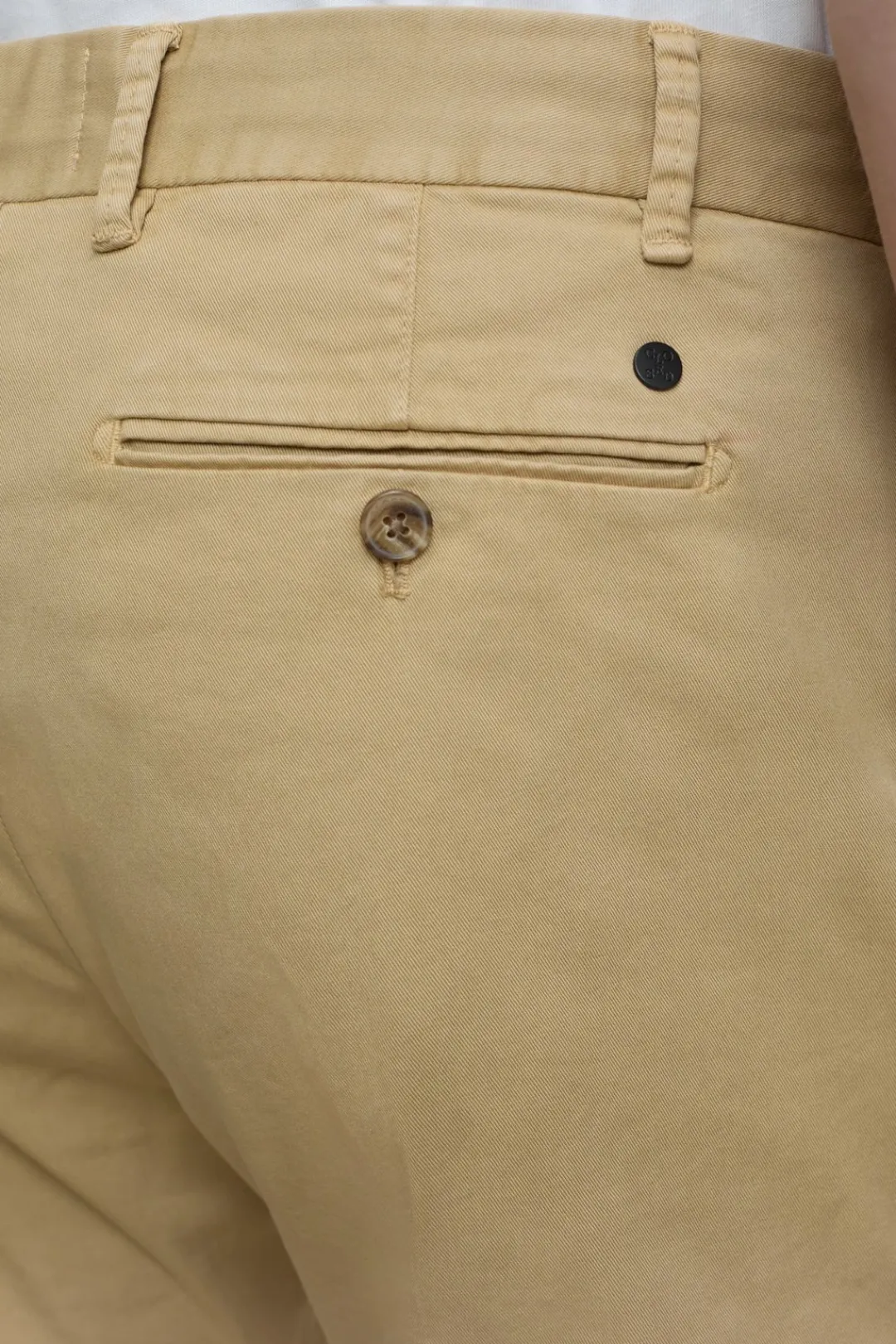 Closed Slim Pants - Style Name Clifton Slim Chino beige Clearance