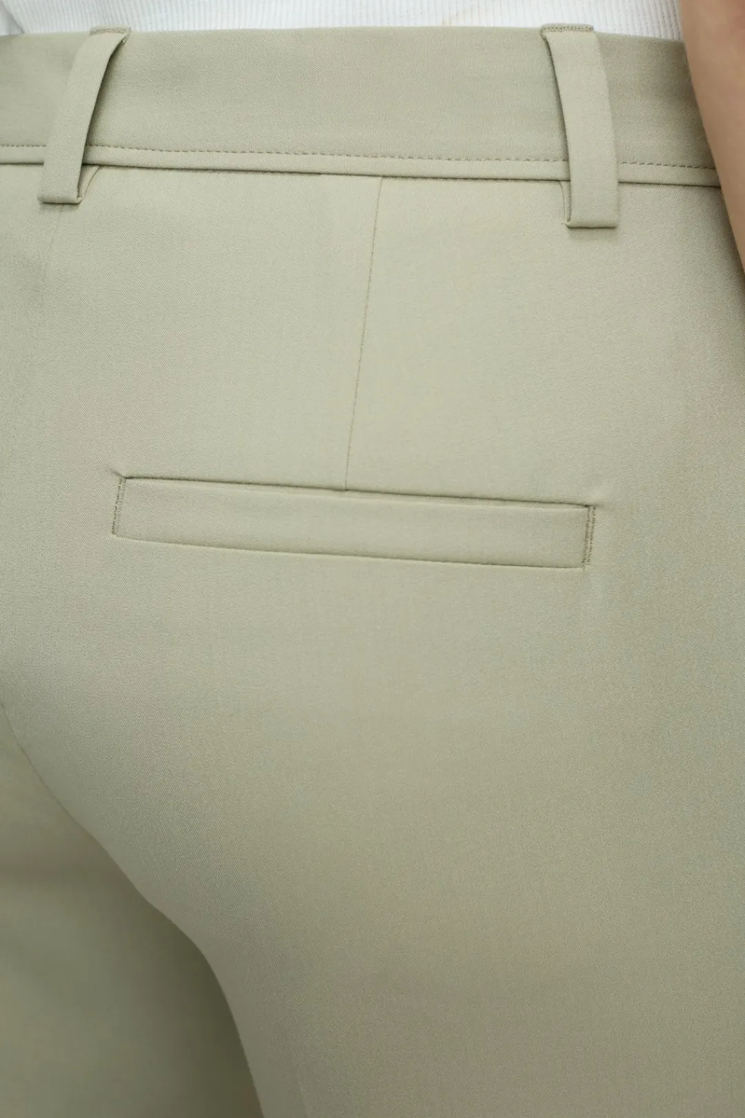 Closed Slim Pants - Style Name Sonnett Pastel olive Sale