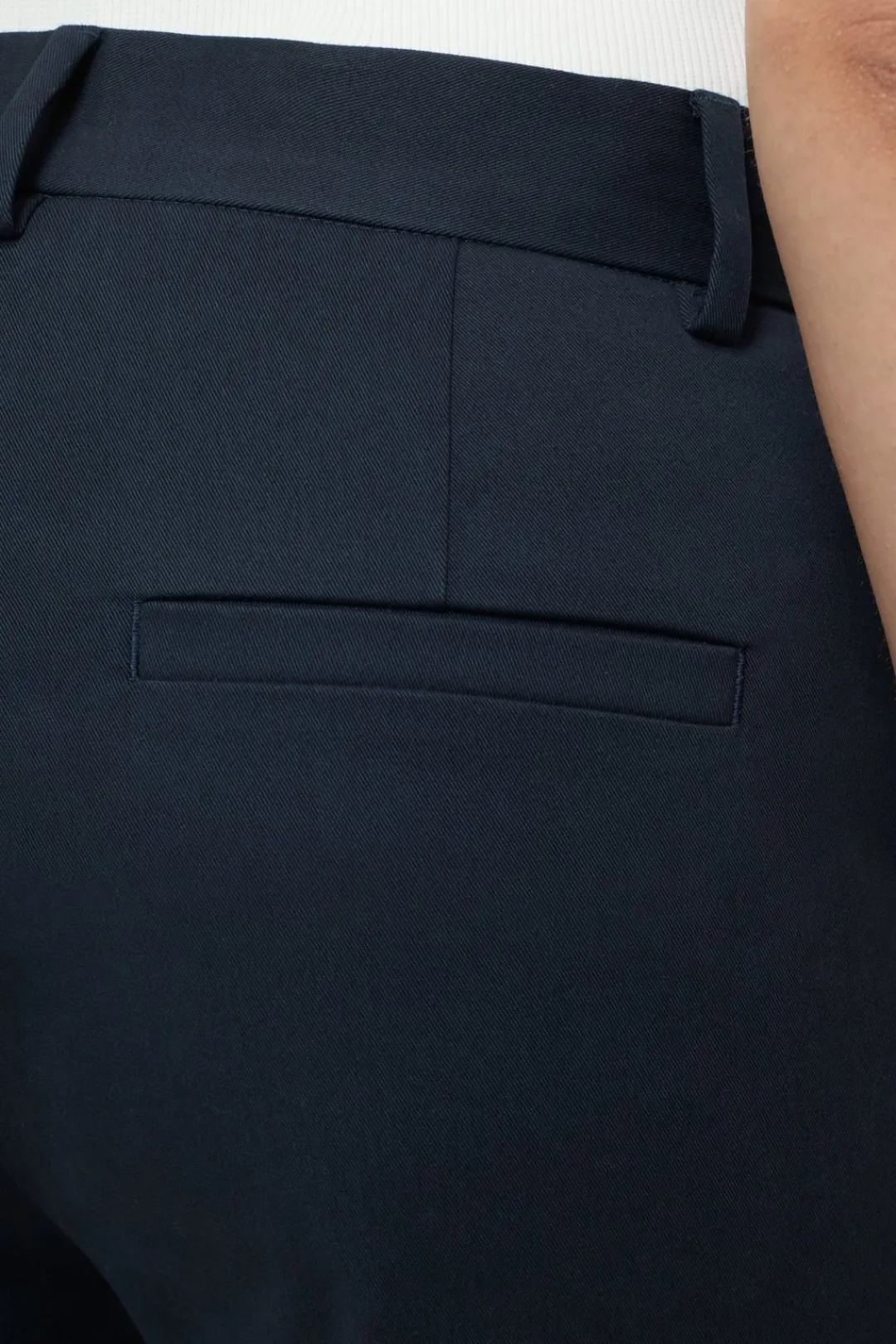 Closed Slim Pants - Style Name Sonnett Dark night Hot