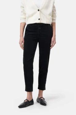 Closed Slim Pants - Style Name Sonnett Black Clearance