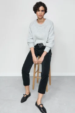 Closed Slim Pants - Style Name Sonnett Black Clearance