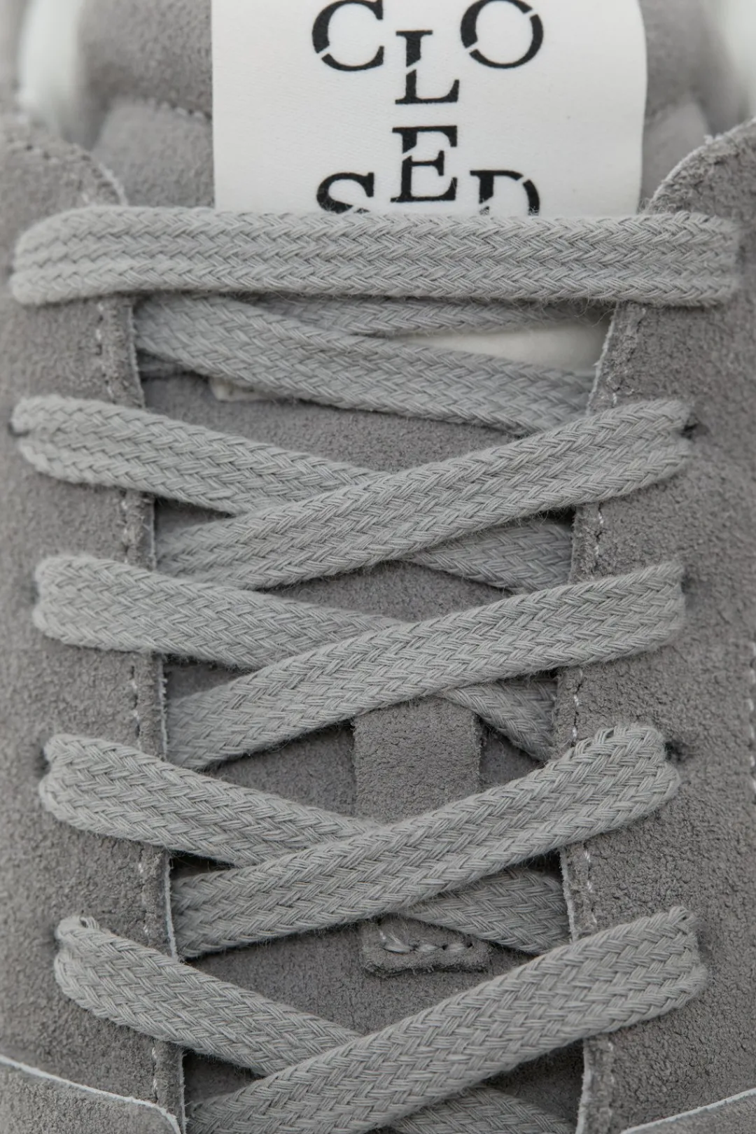 Closed Sneaker low made from leather Oyster grey New