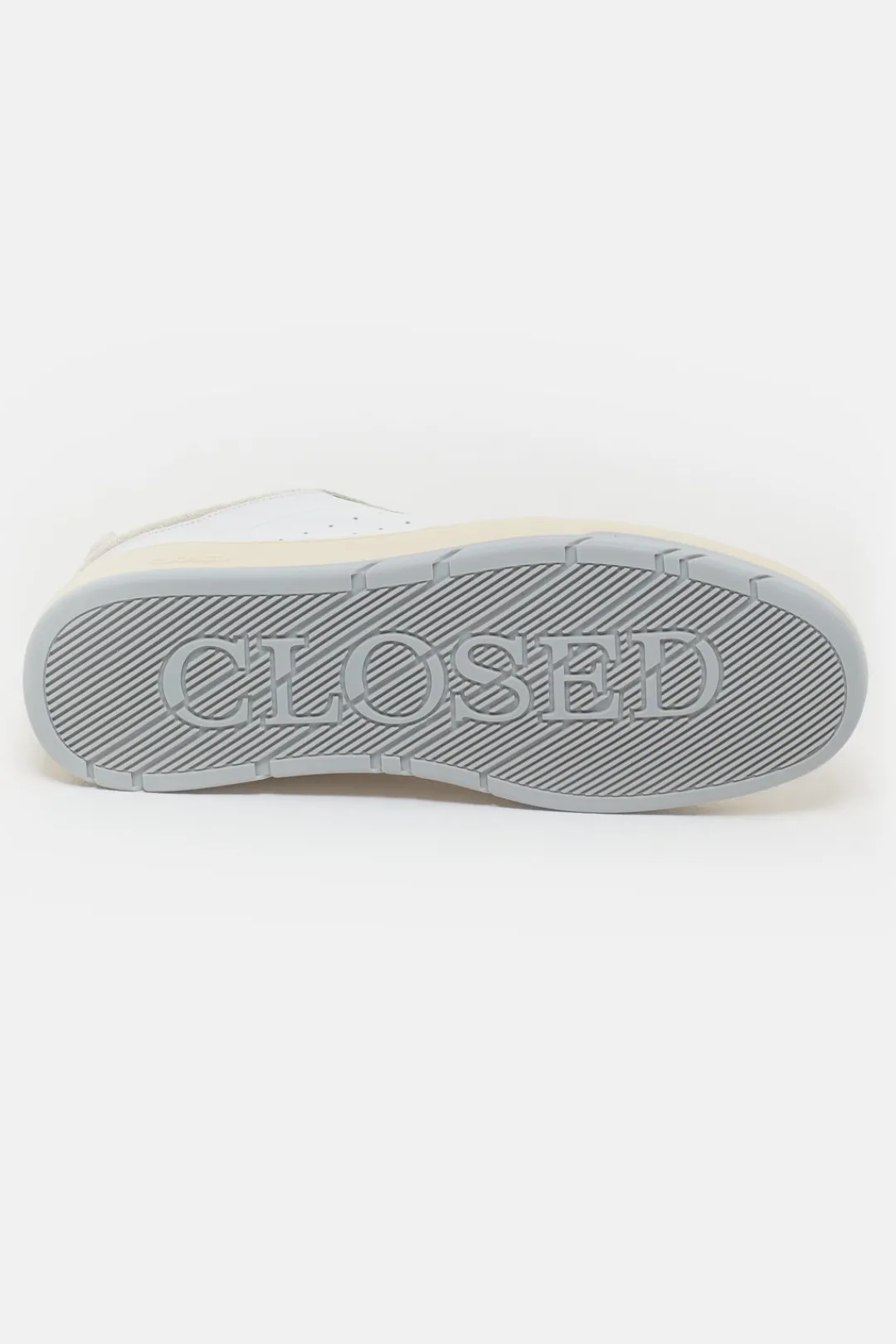 Closed Sneaker low made from leather Oyster grey Hot