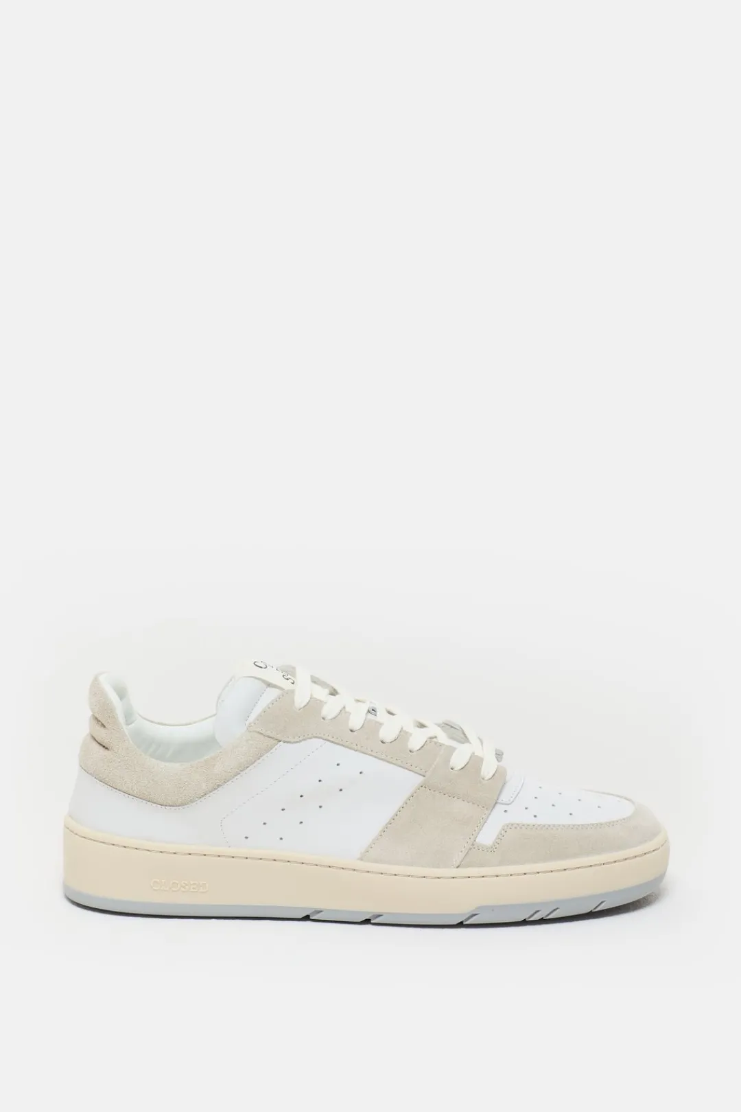 Closed Sneaker low made from leather Oyster grey Hot