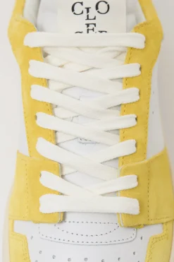 Closed Sneakers low made from leather Primary yellow Best