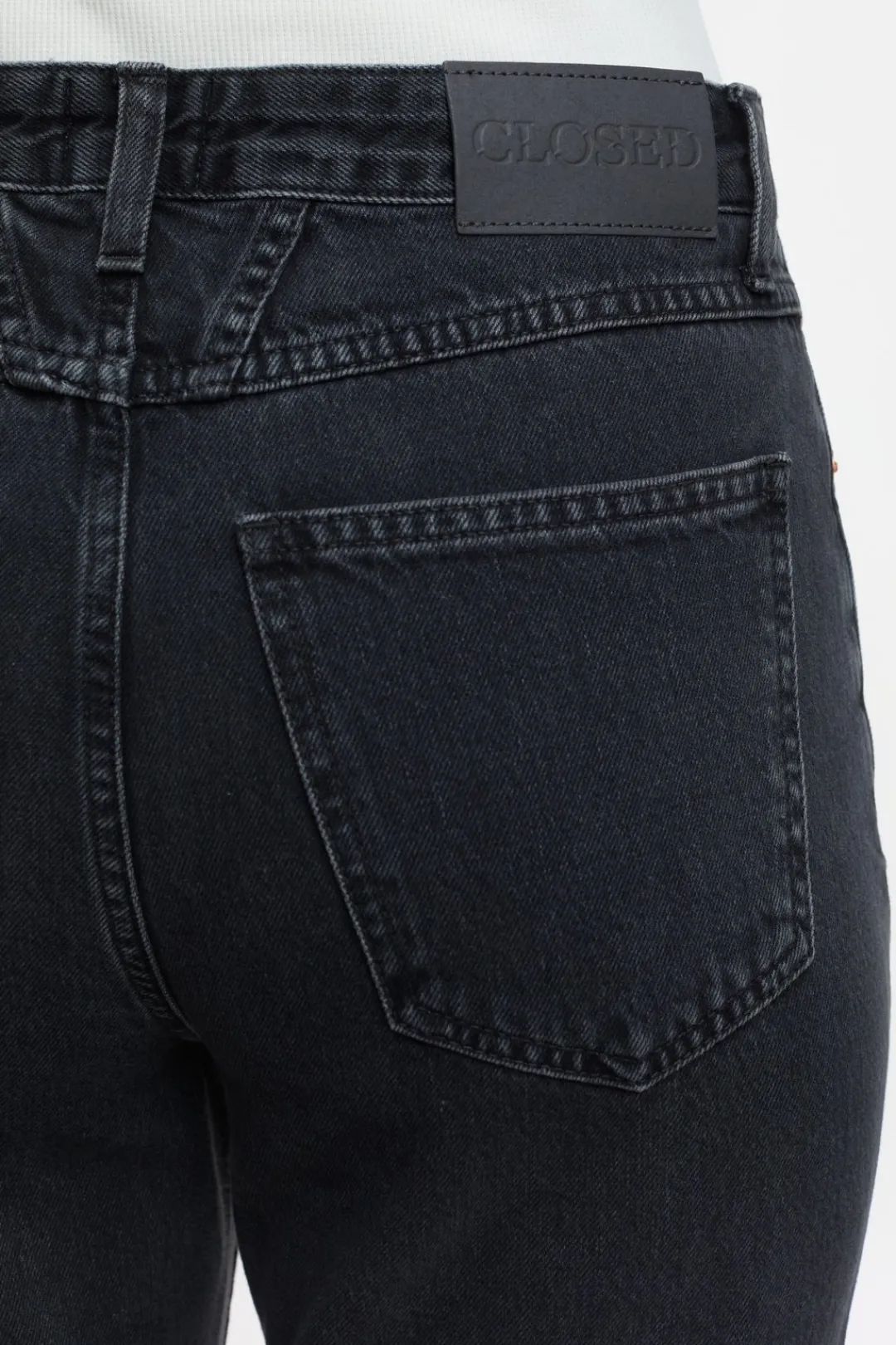 Closed Straight Jeans - Style Name Roan Dark grey Clearance