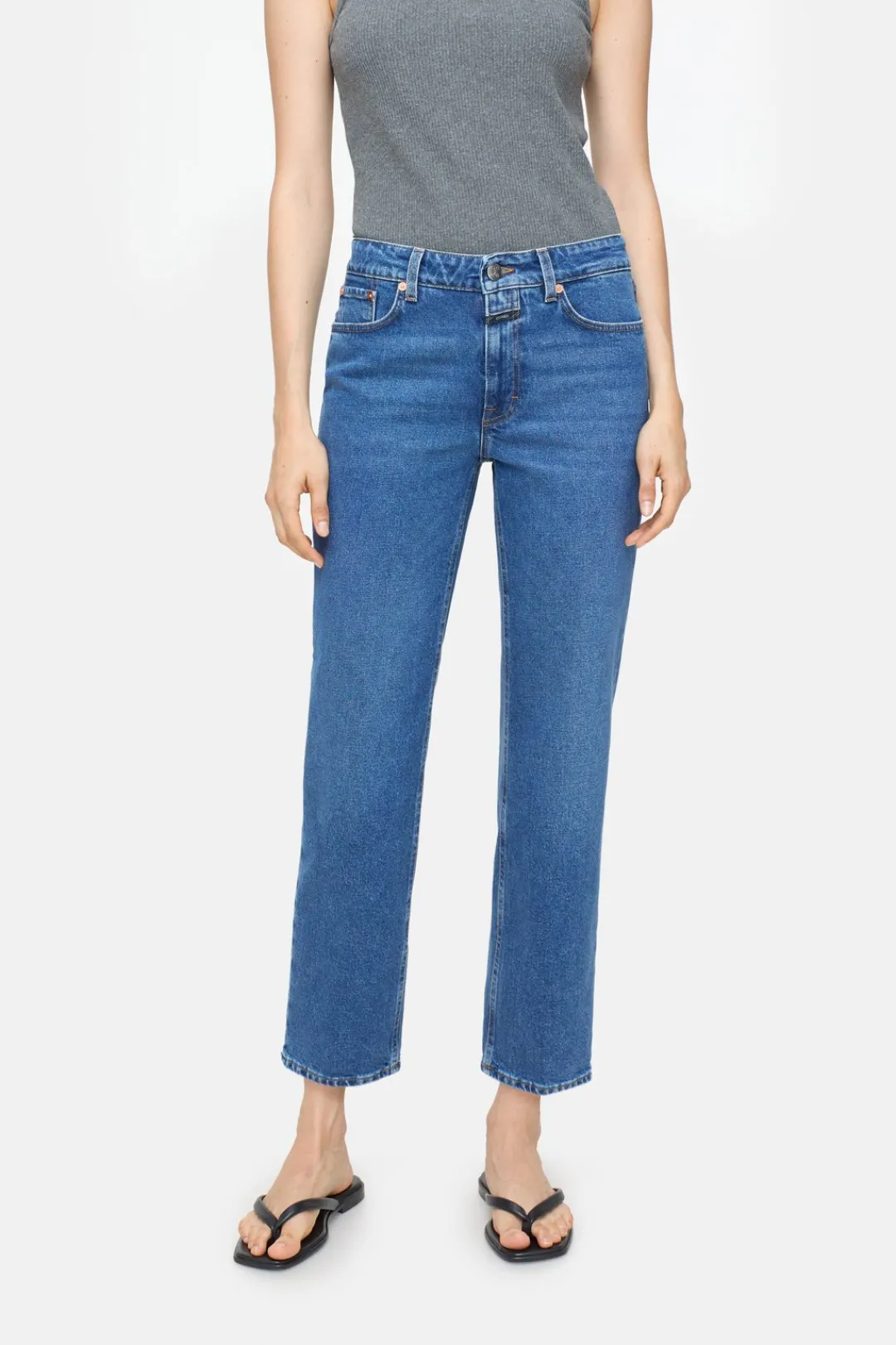 Closed Straight Jeans - Style Name Milo Mid blue Hot