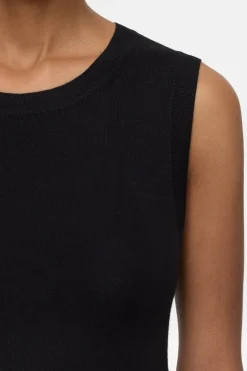 Closed Top made from organic wool and silk Black Outlet