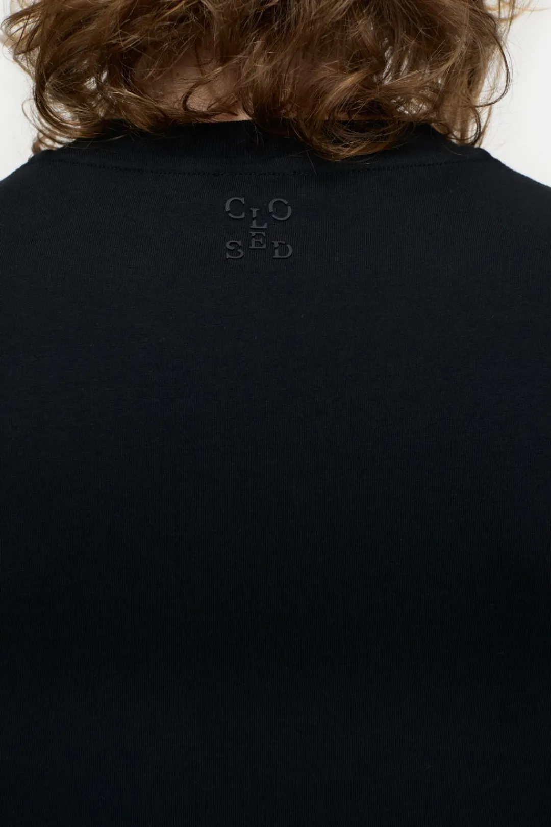 Closed T-shirt with logo Black Sale