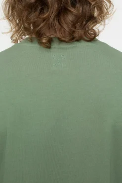 Closed T-shirt with logo Eucalyptus Outlet