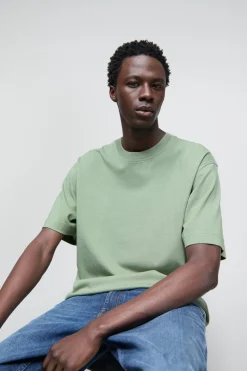 Closed T-shirt with logo Eucalyptus Outlet