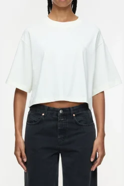 Closed T-shirt with logo embroidery Ivory New