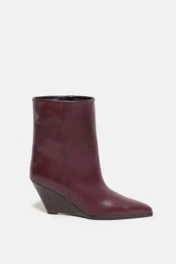 Closed Wedge boots Chili pepper red