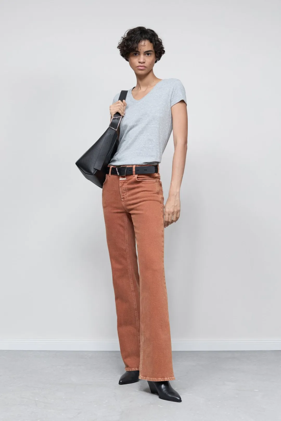 Closed Wide Jeans - Style Name Gillan Ferro brown Clearance