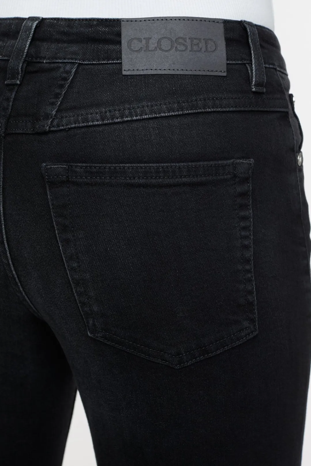 Closed Wide Jeans - Style Name Gillan Dark grey Clearance