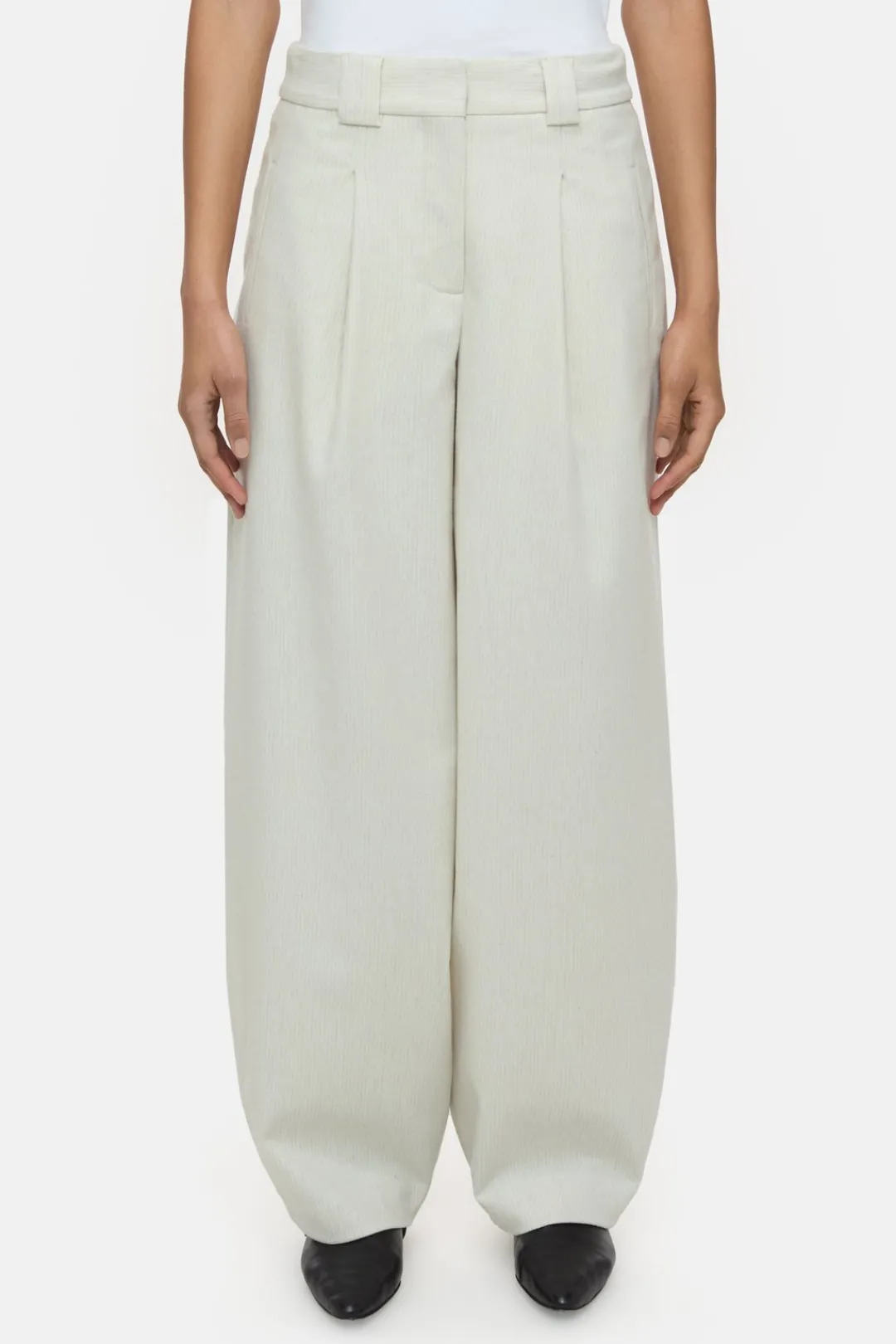 Closed Wide Pants - Style Name Wendlyn Pearl beige