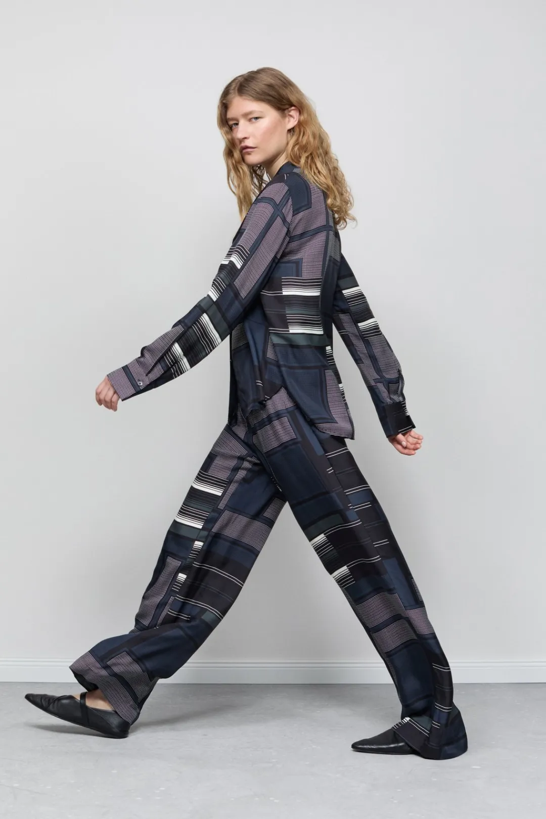 Closed Wide Pants - Style Name Winona Smokey blue Clearance