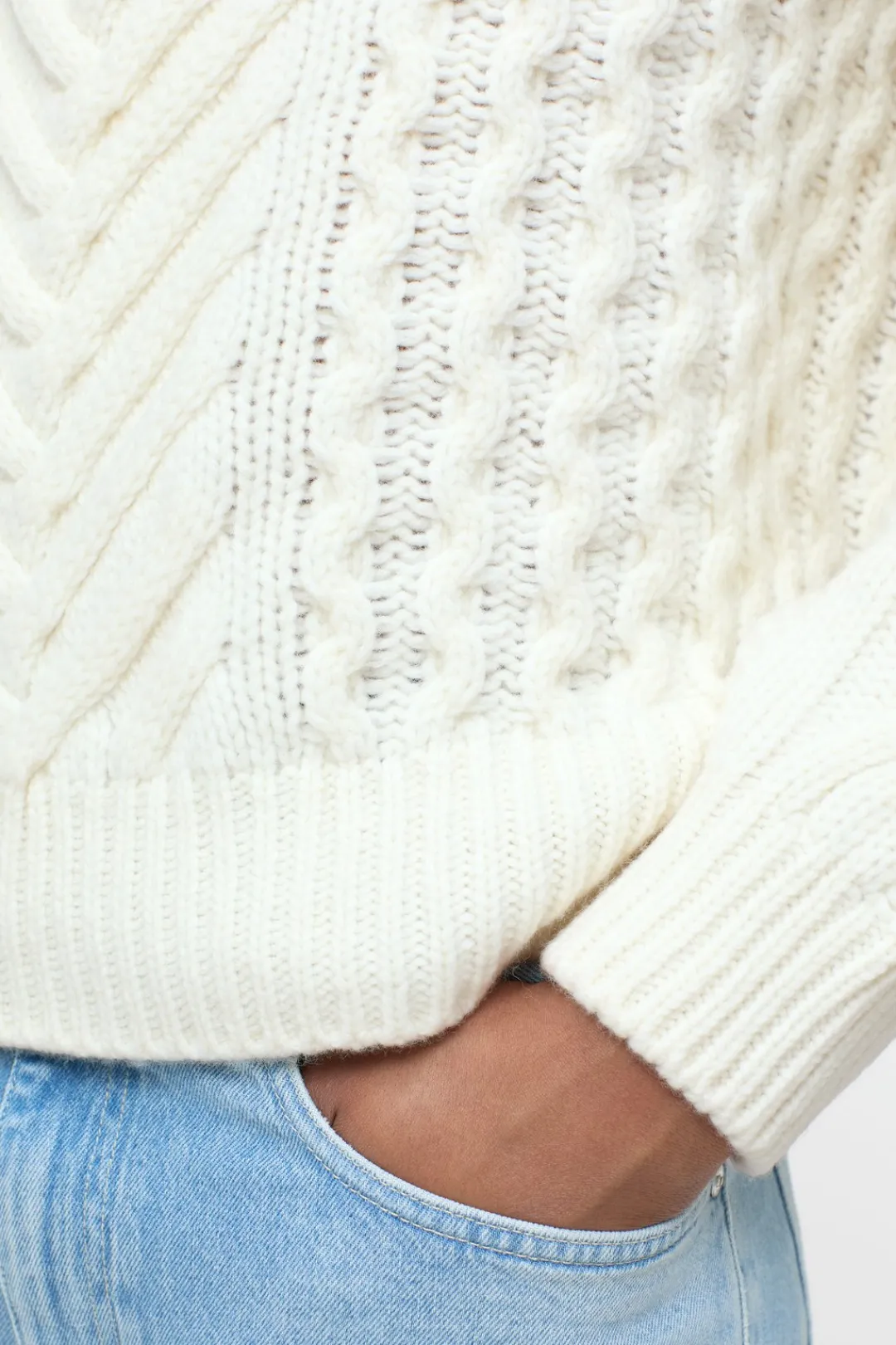 Closed Wool turtleneck jumper Ivory