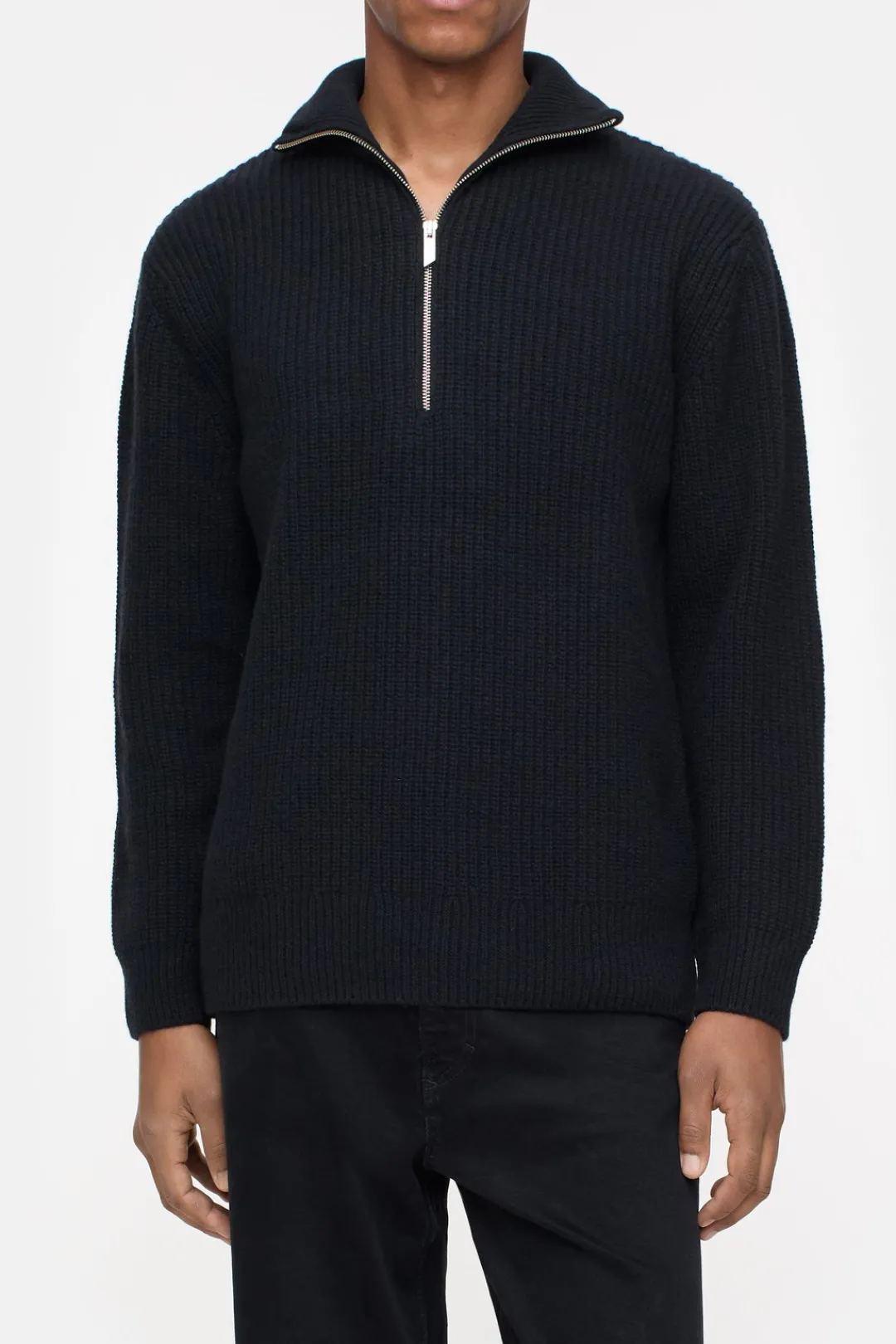 Closed Zip Jumper Black Hot